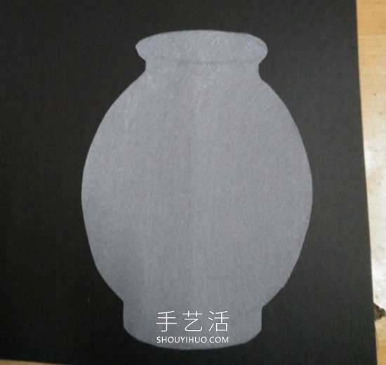 被打破的花瓶纸贴画制作图片简单