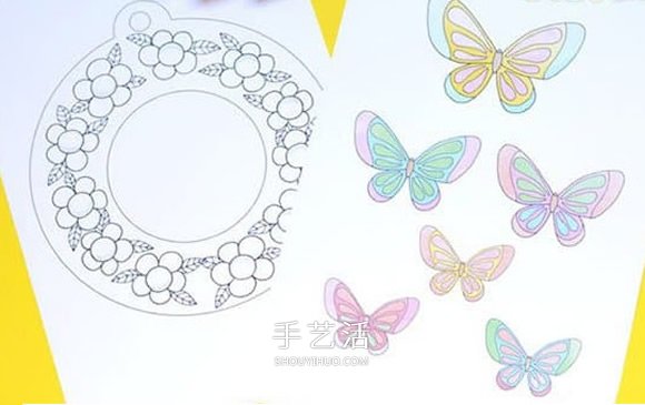 期盼春天的到来！卡纸做蝴蝶花环挂饰的方法