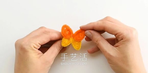 扭扭棒手工制作蝴蝶戒指的做法教程