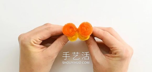 扭扭棒手工制作蝴蝶戒指的做法教程