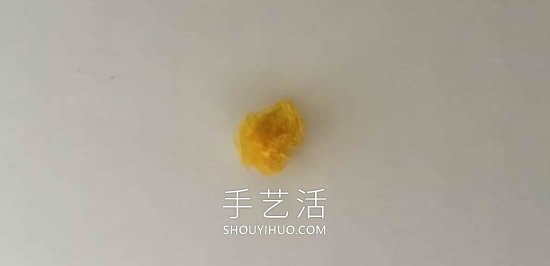 玻璃纸简单手工制作花朵的做法教程