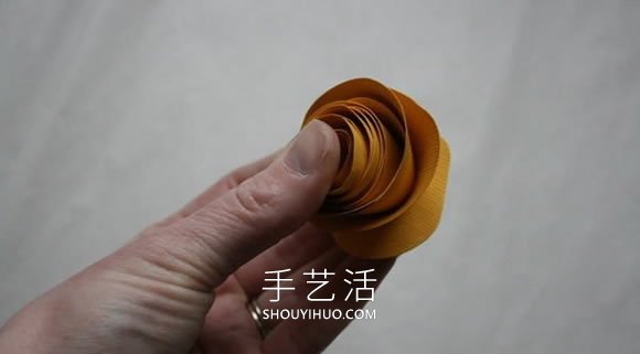 儿童手工制作卷纸花的简单做法教程