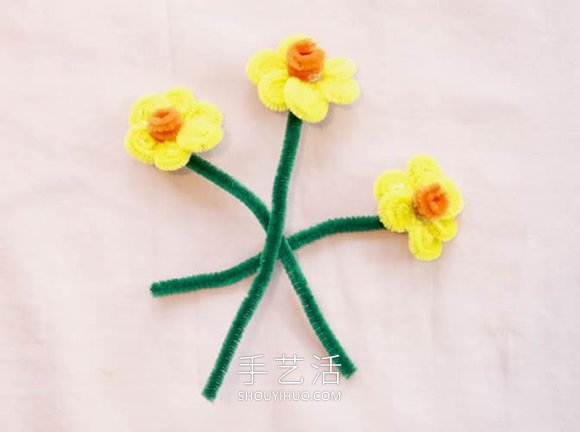 儿童手工制作扭扭棒水仙花的做法教程