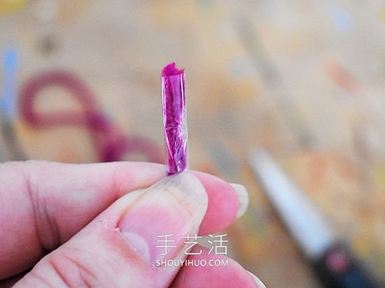 硬纸板手工制作冬天毛线花边雪花的方法教程