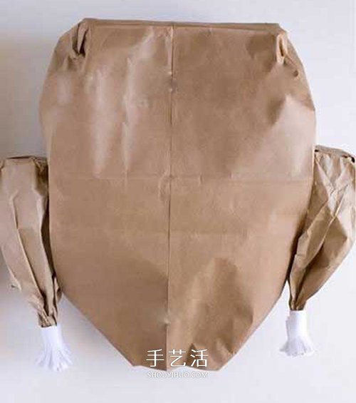 牛皮纸袋制作火鸡模型 简单感恩节纸火鸡做法