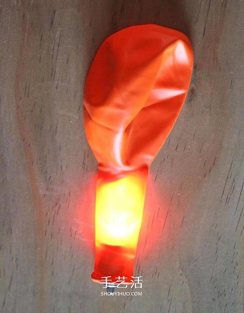 简单又漂亮万圣节装饰 用气球制作南瓜灯挂饰