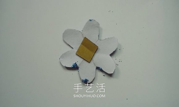 简单手工制作闪光贴纸的做法教程