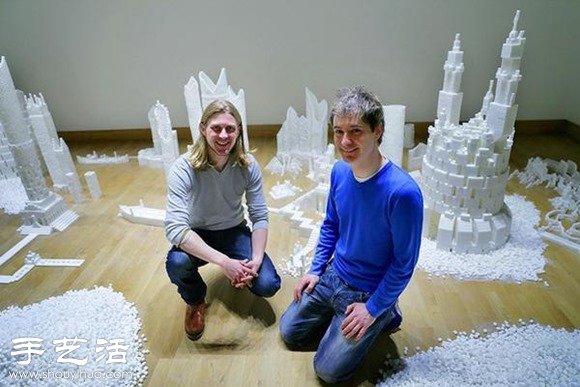 50多万颗方糖DIY幻想中的未来城市模型