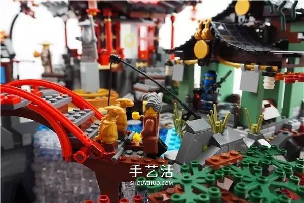 乐高玩出这种境界！上万块积木搭建的乐高模型