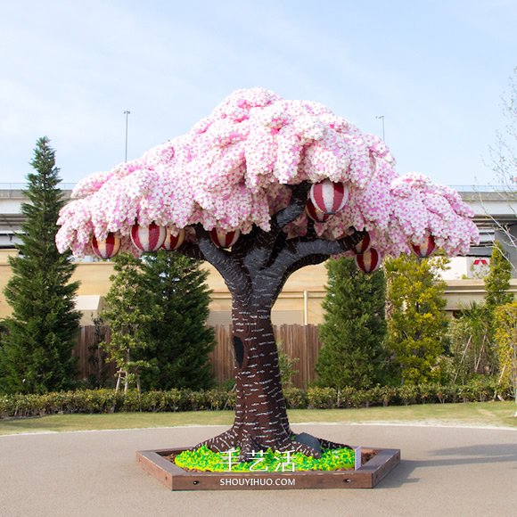 一年四季都绽放 世界上最大乐高樱花树图片