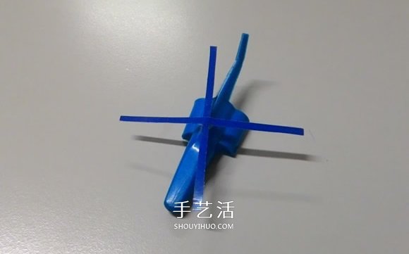 圆珠笔帽手工制作直升飞机模型的方法