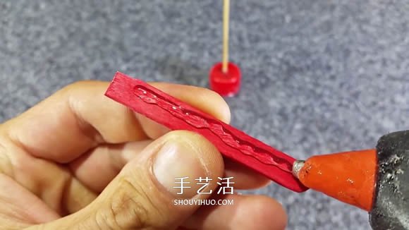 自制电动马达三轮车玩具的科技小制作教程