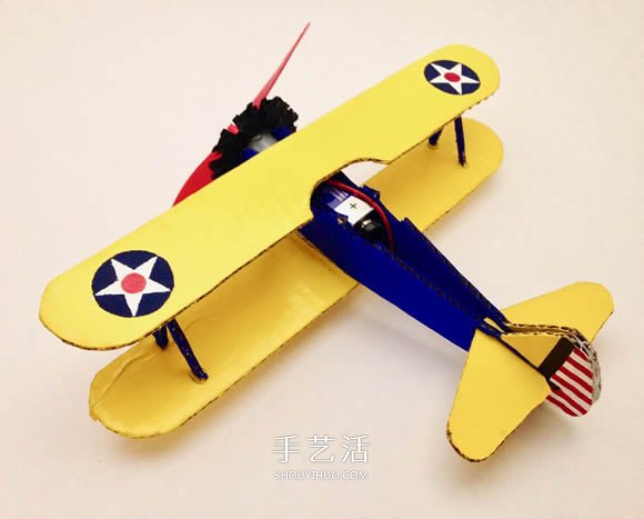 DIY电动空中旋转飞机玩具的方法