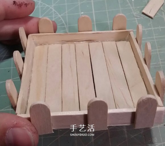 瞅瞅教你做：用细铁丝制作漂亮的大树装饰品