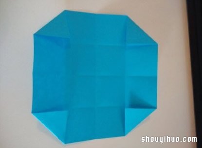 六孔笔筒的折法 折纸制作多彩笔筒图解教程