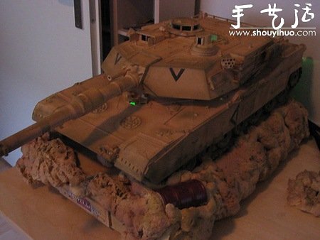 游戏爱好者手工制作的坦克