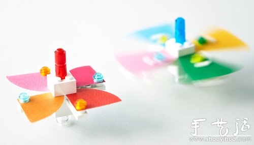 “LEGO bricks and paper”DIY玩具套件