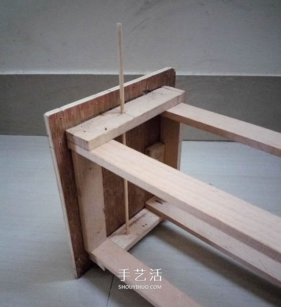 自制简易汽车电梯玩具的制作方法教程