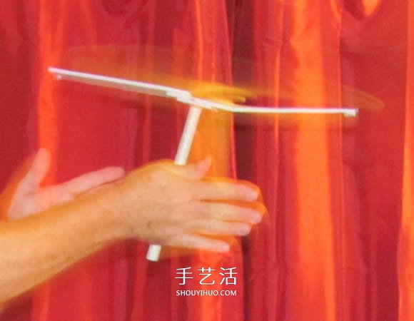 泡沫板手工制作竹蜻蜓玩具图解教程