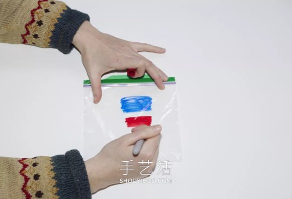 用塑料袋自制3D眼镜的方法简易教程