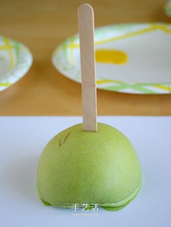 用一只真正的苹果做！可爱苹果贺卡的制作方法