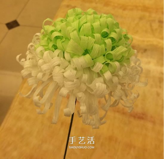 重阳节纸菊花的做法 皱纹纸手工制作菊花图解