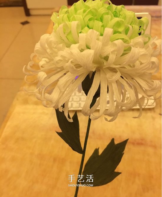 重阳节纸菊花的做法 皱纹纸手工制作菊花图解