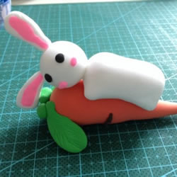 超轻粘土制作可爱兔子和胡萝卜的图解教程