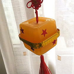 月饼盒手工制作灯笼 废物利用灯笼制作方法
