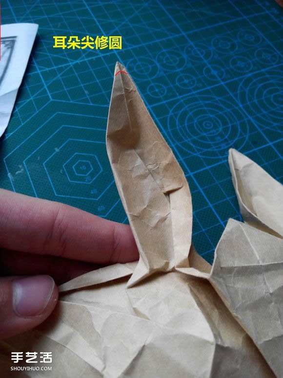折纸兔子头详细步骤图 复杂立体兔头的折法