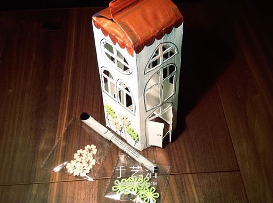 创意新年/中秋节灯笼DIY 牛奶盒做灯笼的方法