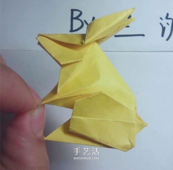 详细的折纸图解过程 带你学立体兔子的折法