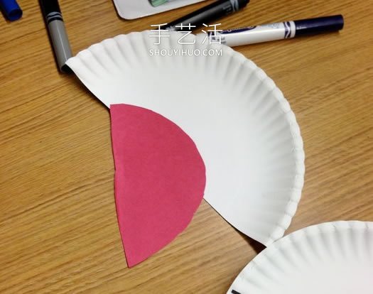 幼儿园手工制作纸盘小白兔的做法教程