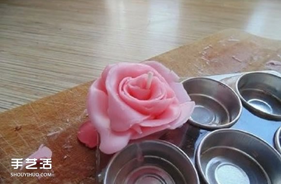 自制玫瑰花蜡烛的方法 手工蜡烛玫瑰DIY教程