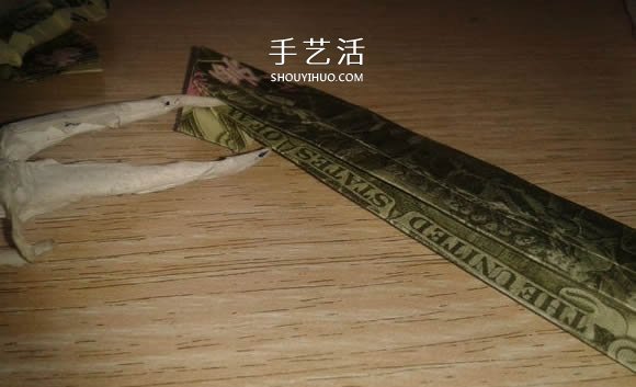 花心天使心的折法图解 好看美元折纸爱心教程