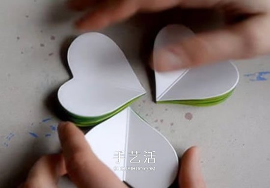 情人节表白贺卡：可爱三叶草贺卡的制作方法