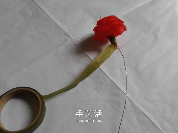 情人节红玫瑰布花的制作方法教程