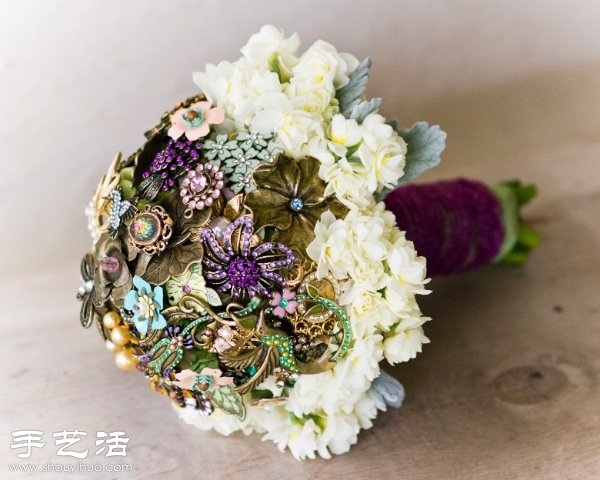 胸针手捧花手工制作教程