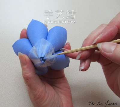 16款各种花DIY制作的迷人手工艺品装饰