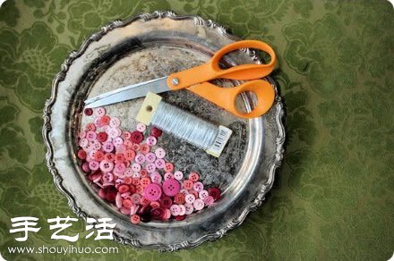 漂亮钮扣花束制作 DIY钮扣手捧花方法