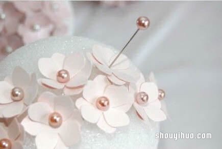 超简单的美丽装饰花球DIY手工制作图解教程