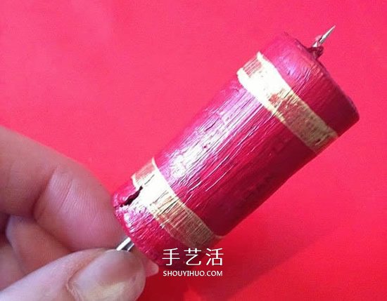 红酒瓶塞制作爆竹 做一个喜庆的春节新年挂饰