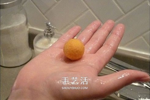 羊毛毡插花装饰品DIY 只要把羊毛搓成球就可以