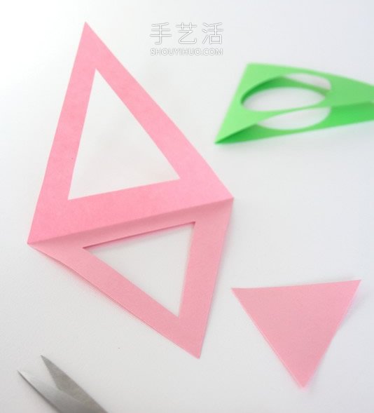自制三角形旗帜装饰的方法图解教程