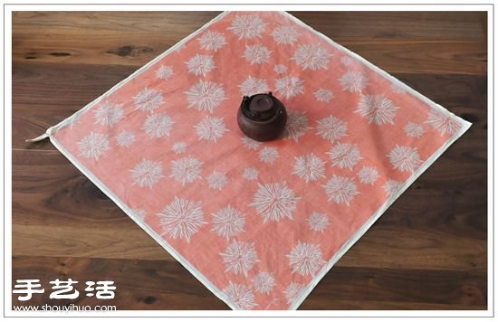 用方布包扎茶壶的方法 茶壶的包法图解教程
