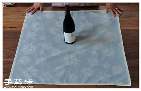 红酒的精致包法 红酒瓶的日式包法图解教程