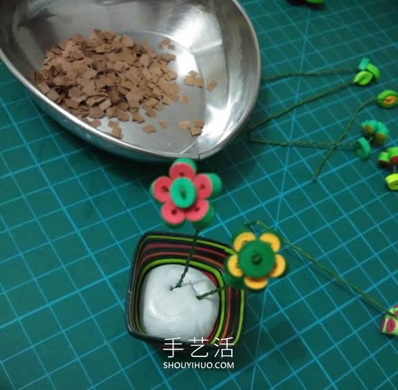 三八女神节礼物！小巧可爱的衍纸盆栽制作教程