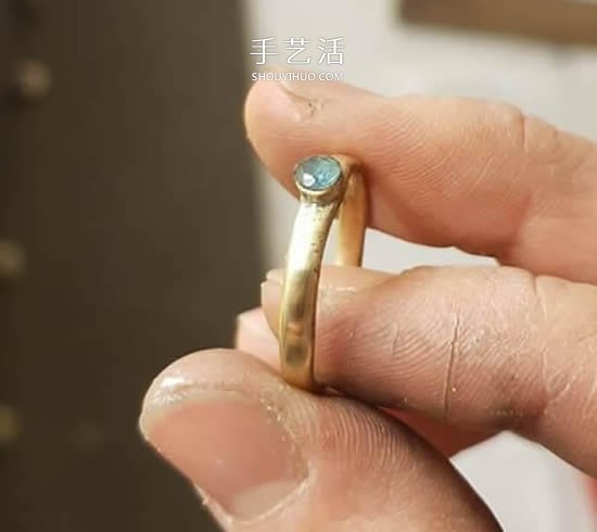 黄铜配件手工制作宝石戒指的方法