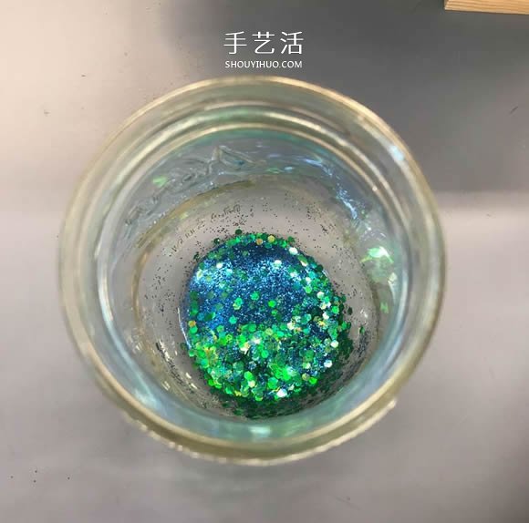 玻璃罐废物利用手工制作装饰品礼物的方法