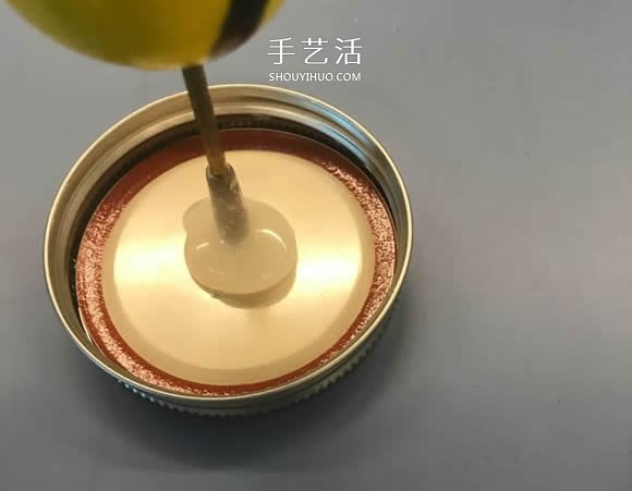 玻璃罐废物利用手工制作装饰品礼物的方法